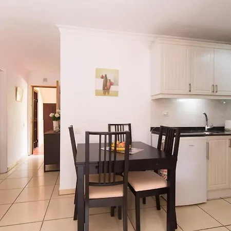 Sur Y Sol 16 - Two Bed * Los Cristianos (Tenerife)